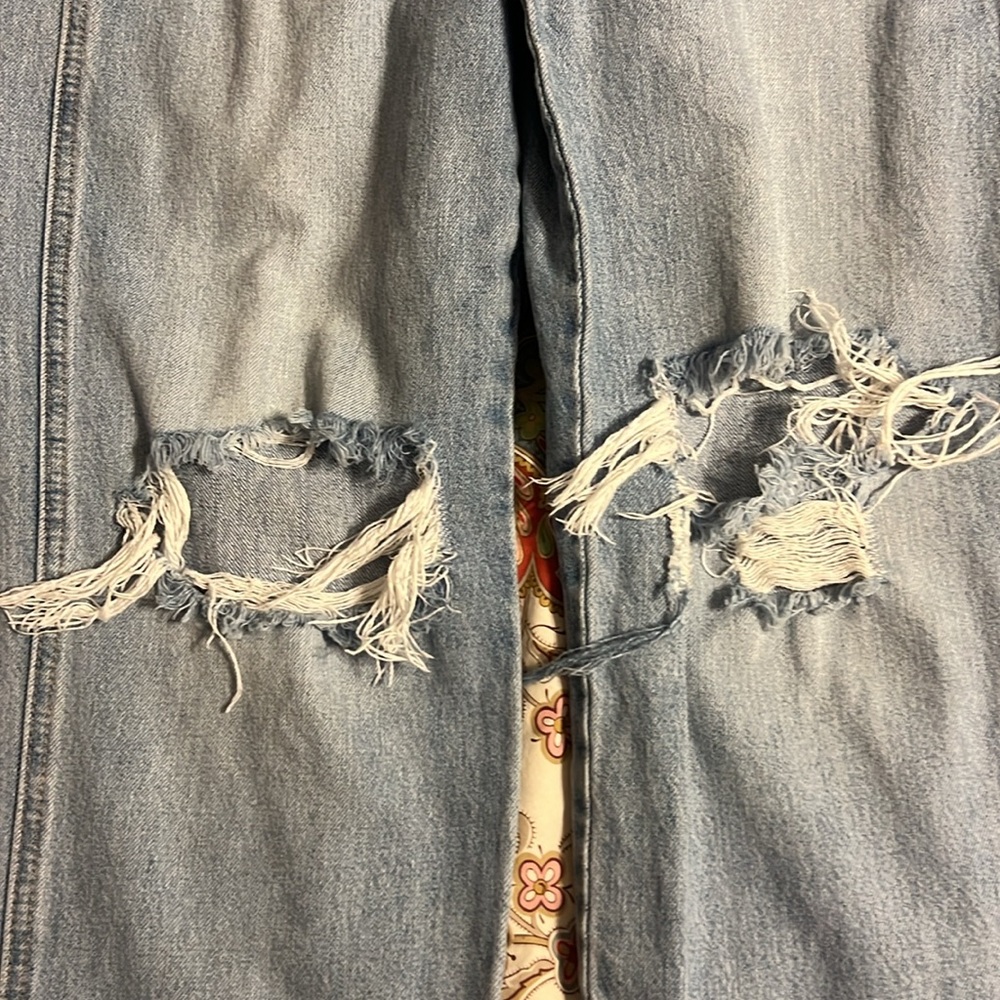 LEVIS Retro/Vintage Style Light Wash Distressed Denim Overalls - Picture 10 of 15